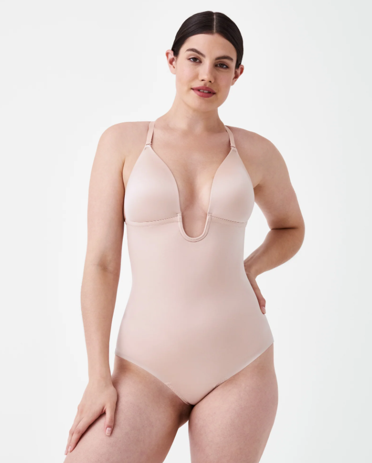 Body perizoma con profonda scollatura e schiena nuda