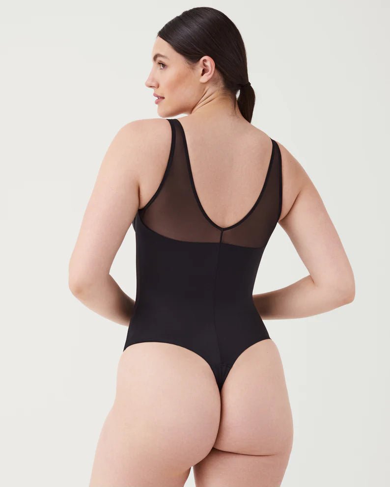 Struttura modellante del body nella zona dell'addome